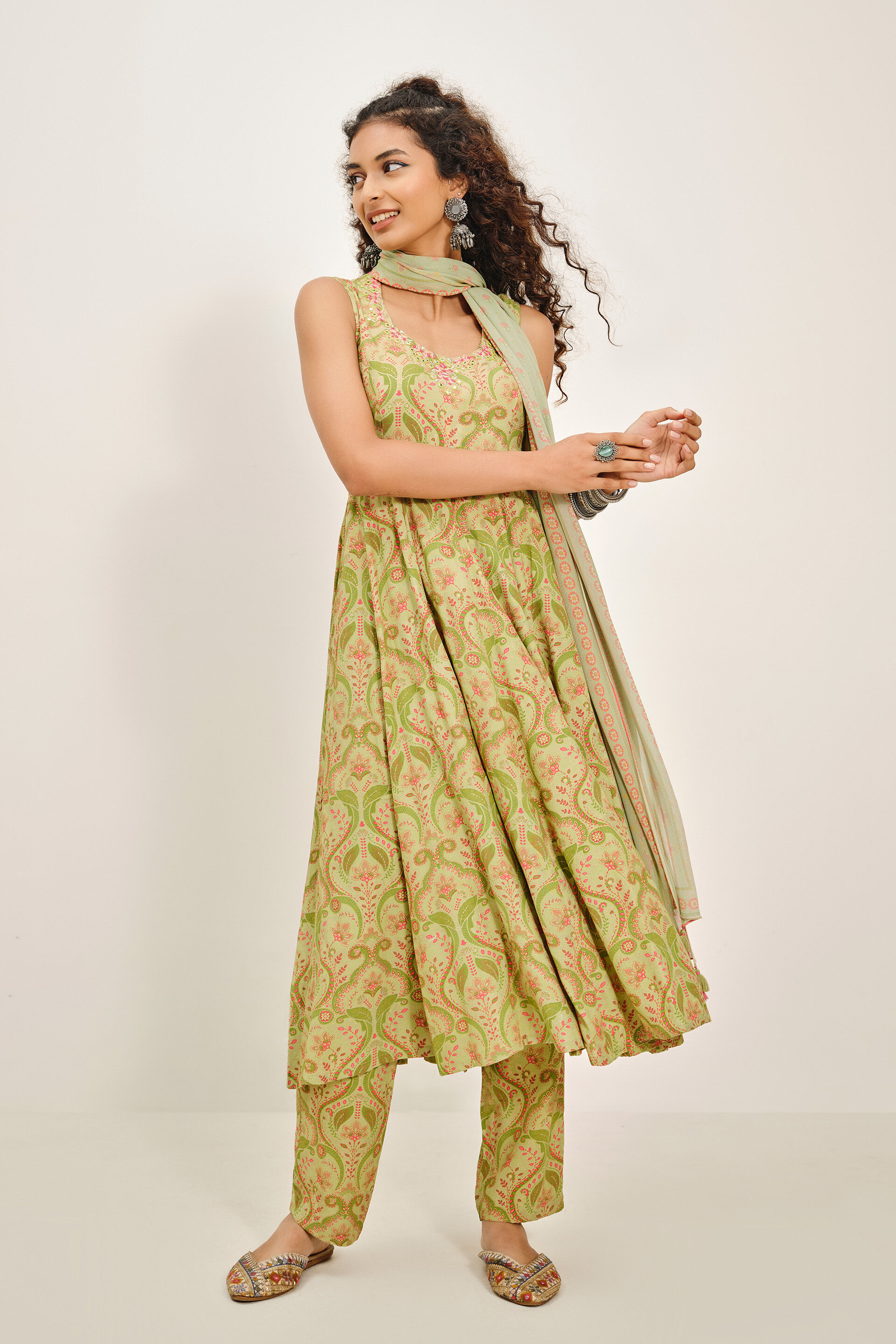 Hariyali Hues Kurta Set, Sage Green, image 2